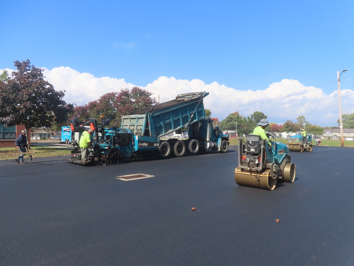 How to Plan a Commercial Asphalt Paving Project Without Disrupting Your Business