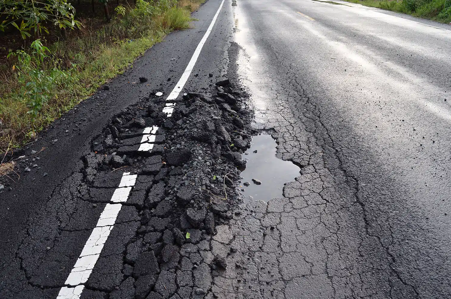 Asphalt Rutting Explained: Causes, Mix Design Solutions & Prevention Strategies (2025 Update)